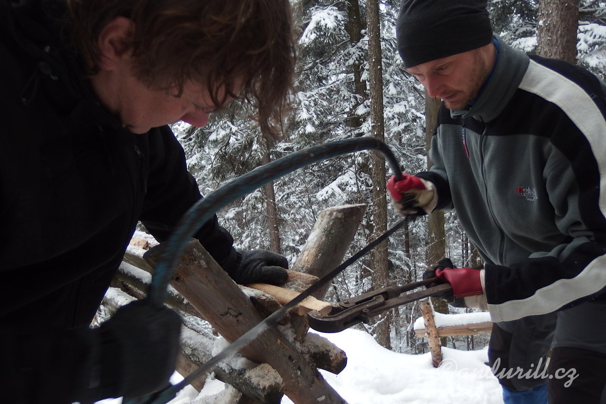 ...přidržíme francouzákem...